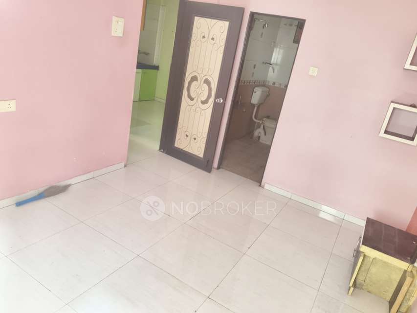 2 BHK Flat In Sunrise Appts Spine Road for Rent  In Moshi Sect