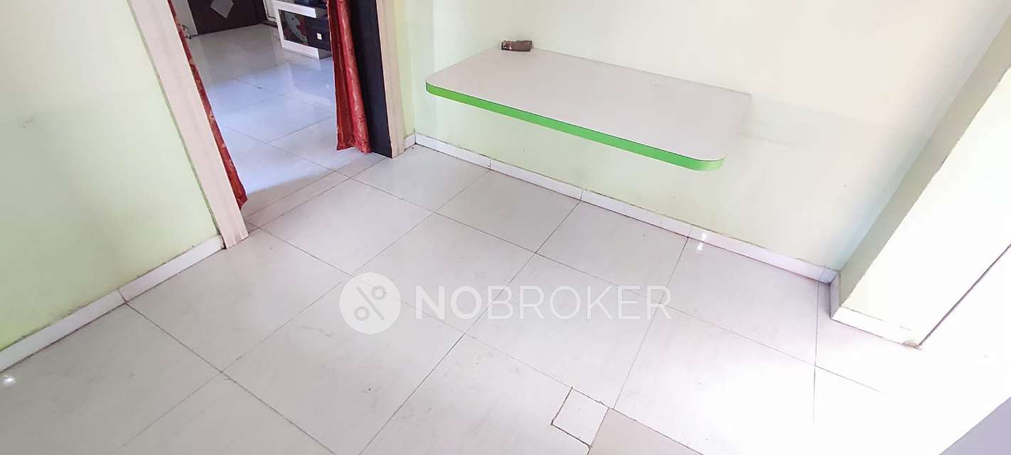 2 BHK Flat In Sunrise Appts Spine Road for Rent  In Moshi Sect