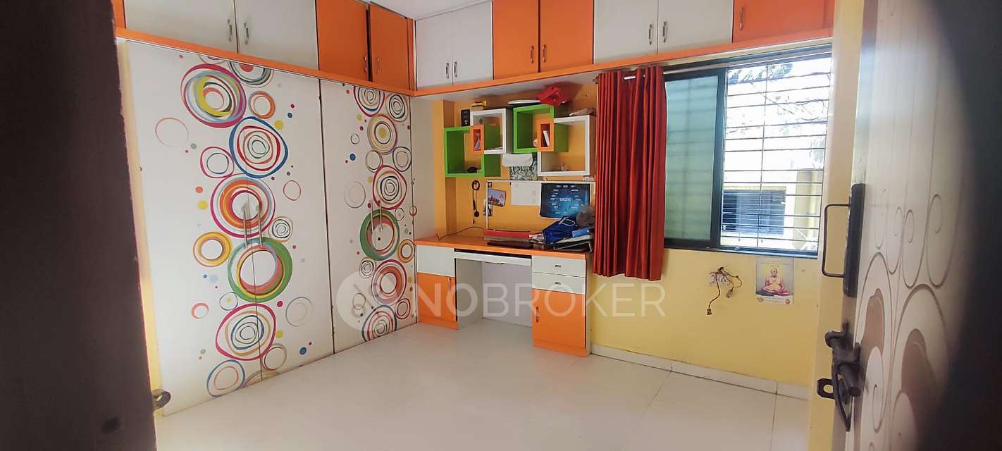 2 BHK Flat In Sunrise Appts Spine Road for Rent  In Moshi Sect