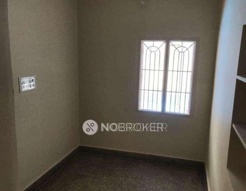 4+ BHK Flat For Sale  In Kurubarahalli