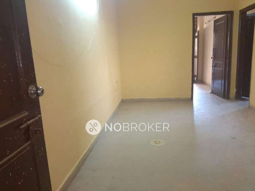 1 BHK Flat In Krescent Apartments For Sale  In Pratap Vihar