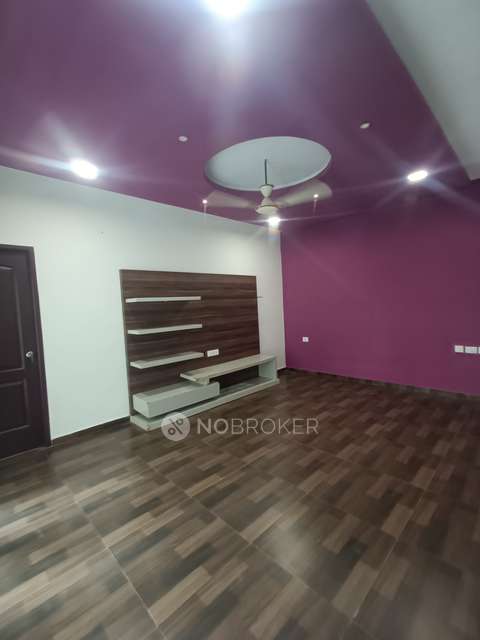 4+ BHK House For Sale  In Thoraipakkam