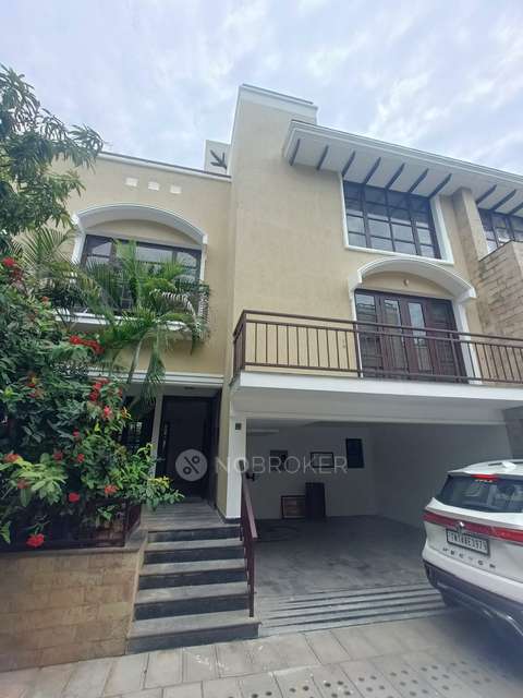 4+ BHK House For Sale  In Thoraipakkam