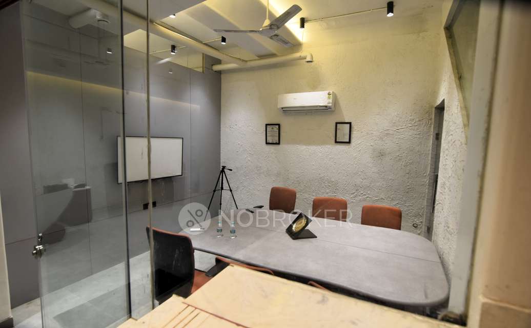 Co-Working  space in Kirti Nagar, Delhi for Rent 