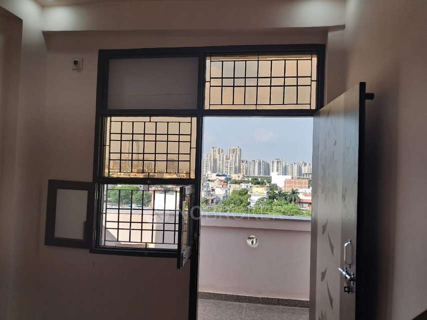 PG for Anyone in Deep Luxury Pg, Sector 167