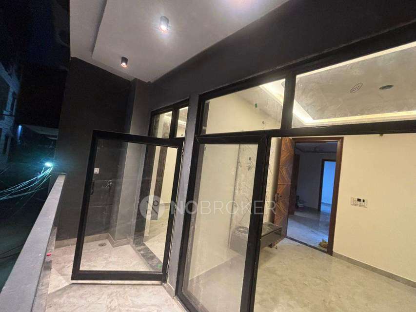 3 BHK Flat In Maurya Enclave ,burari For Sale  In Swastik Homes, Parvatiya Anchal Gali No. 3 Maurya Enclave