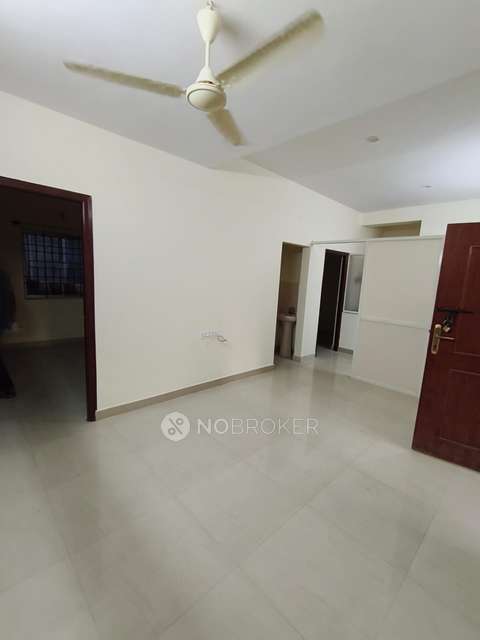2 BHK Flat In Dewdrop Mansion Apartment, Hennur Gardens For Sale  In Hennur Gardens