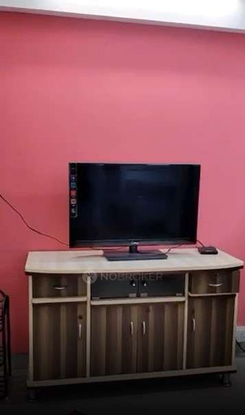 2 BHK Flat In Piongeer Height For Sale  In Khar West