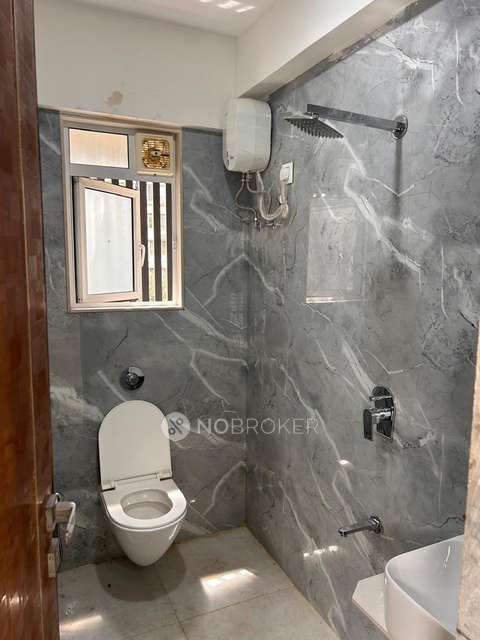 2 BHK Flat For Sale  In Goregaon West