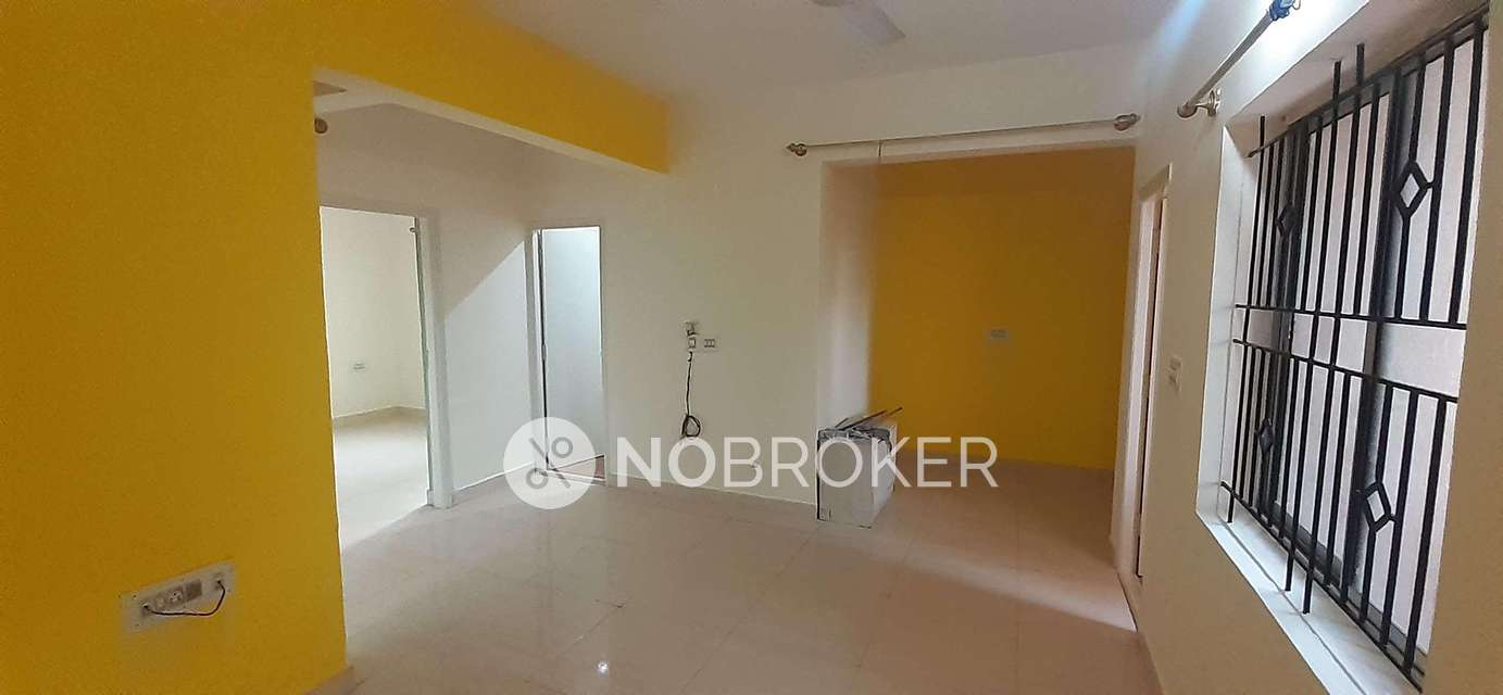 2 BHK Flat In Sri Akshaya Niliya For Sale  In Jp Nagar 7th Phase