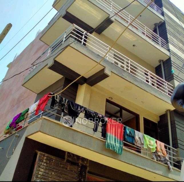 2 BHK Flat In Chattarpur Enclave Phase 1 For Sale  In Delhi