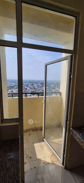 3 BHK Flat In Mahagun Puram, Mahagunpuram For Sale  In Mahagunpuram