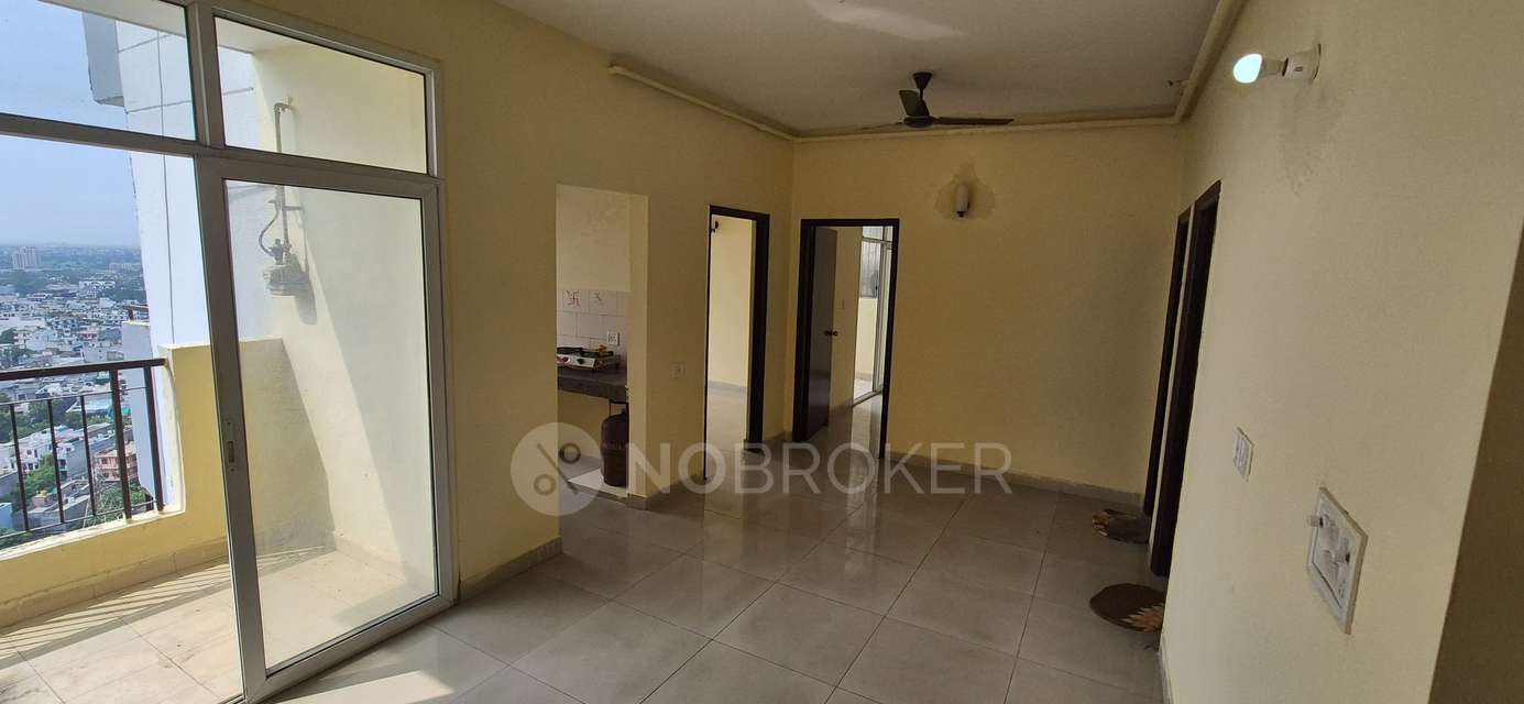 3 BHK Flat In Mahagun Puram, Mahagunpuram For Sale  In Mahagunpuram