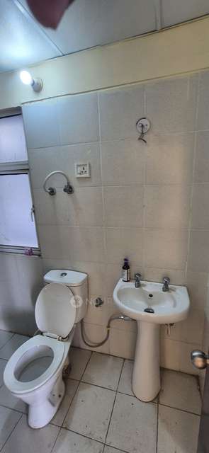 3 BHK Flat In Mahagun Puram, Mahagunpuram For Sale  In Mahagunpuram