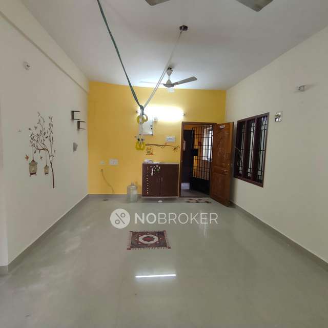 2 BHK Flat In Swastik Apartment For Sale  In Selaiyur