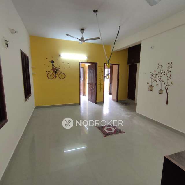 2 BHK Flat In Swastik Apartment For Sale  In Selaiyur