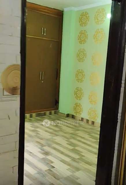 3 BHK Flat In Vipin Garden, Uttam Nagar, Delhi For Sale  In Vipin Garden