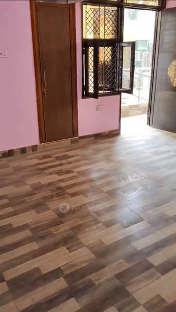 3 BHK Flat In Vipin Garden, Uttam Nagar, Delhi For Sale  In Vipin Garden