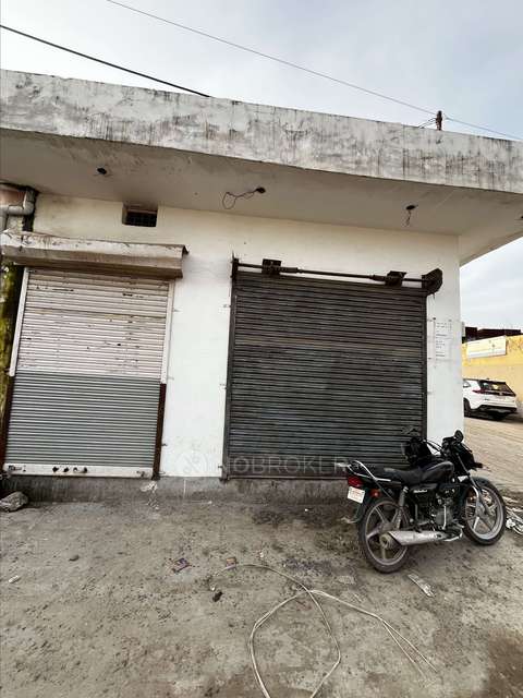 Shop in Sector 49, Faridabad for Rent 
