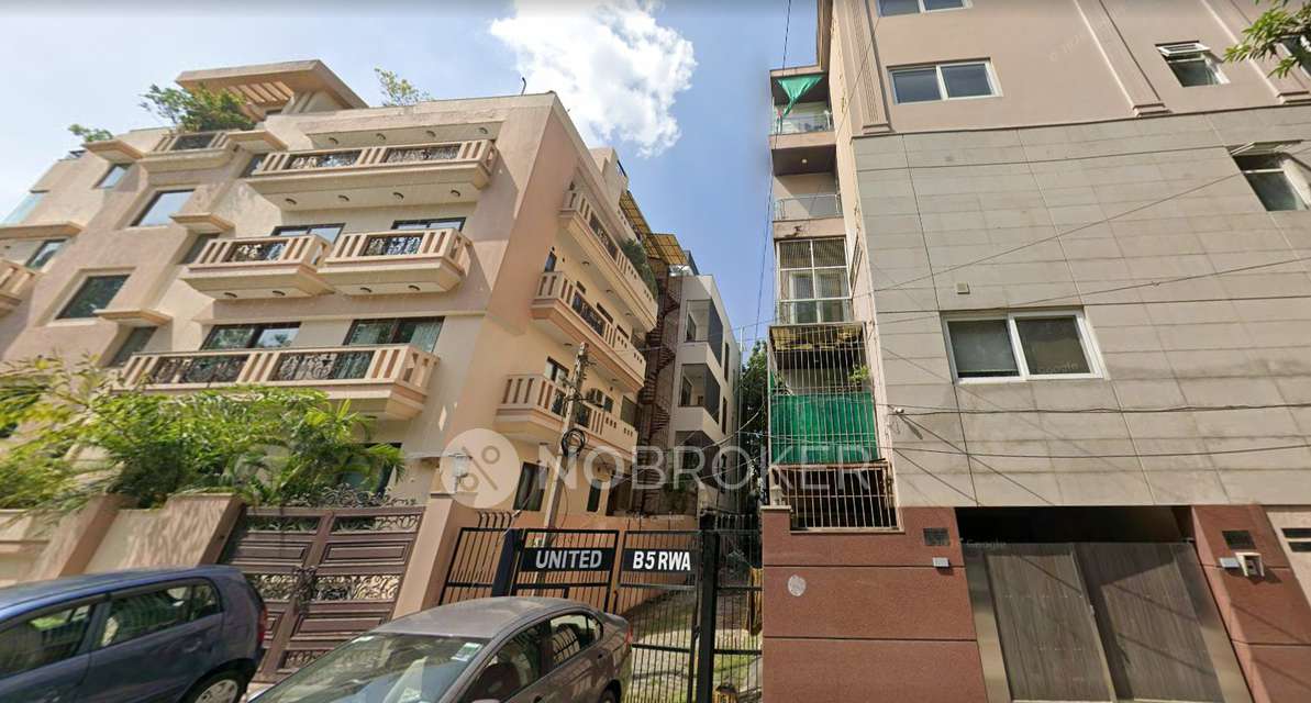 Shop in Safdarjung Enclave, Delhi for Rent 