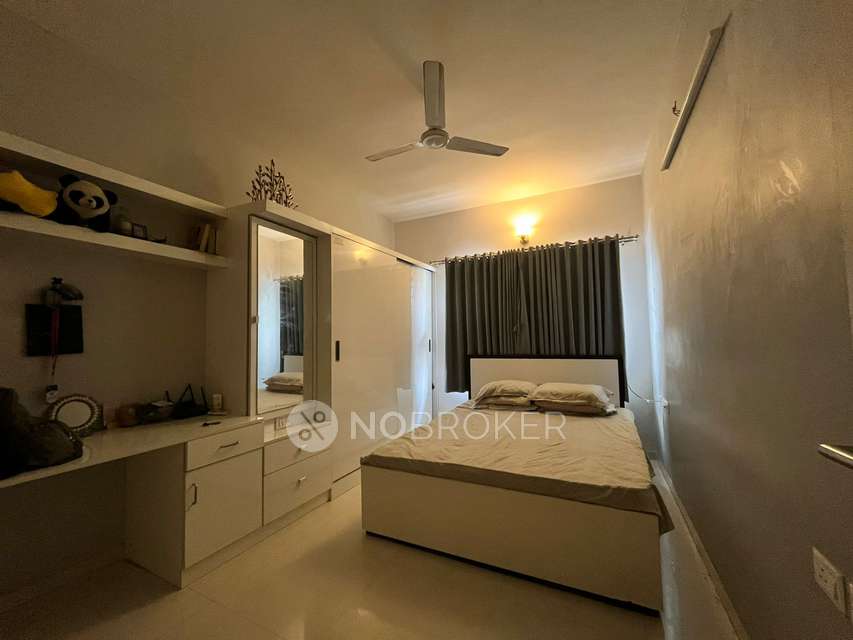 3 BHK Flat In Casagrand Woodside For Sale  In Manapakkam