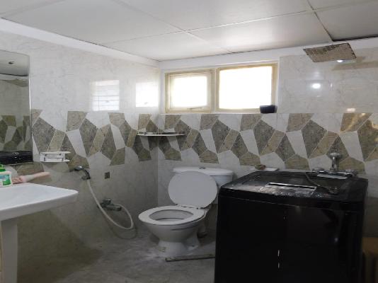 2 BHK Flat In Manjeera Diamond Towers For Sale  In Tellapur