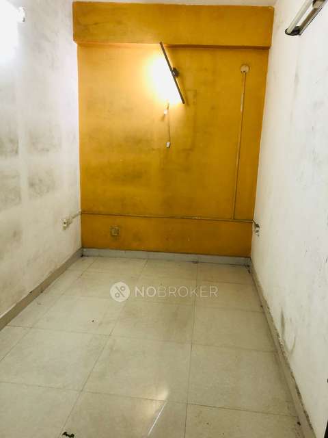 Office Space in Naraina, Delhi for sale 