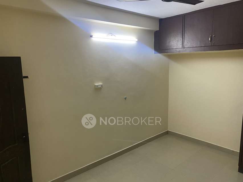 2 BHK Flat In Soumya Manor For Sale  In Mogappair East