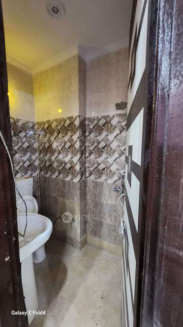 1 BHK Flat In Builder Floor For Sale  In Nawada