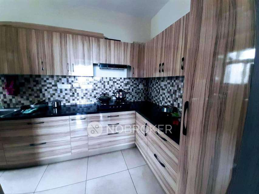 2 BHK Flat In Prestige Lakeside Habitat, Varthur For Sale  In Varthur