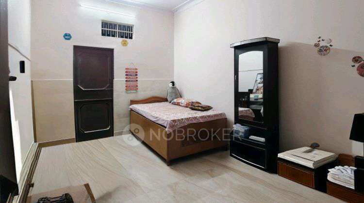 1 RK House for Rent  In Sector 49