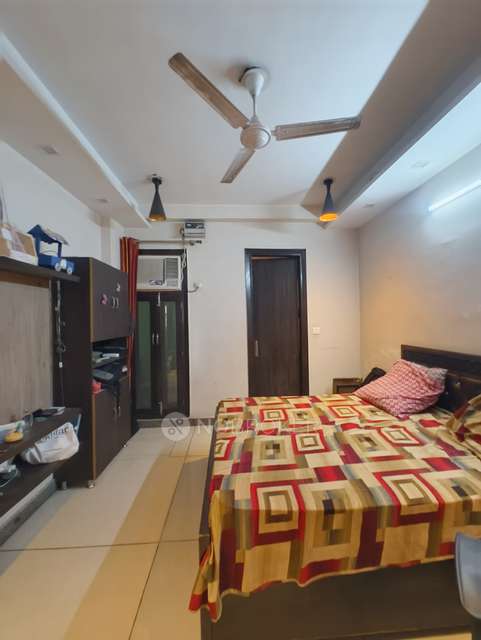 3 BHK Flat In Builder Apartment For Sale  In Hari Nagar