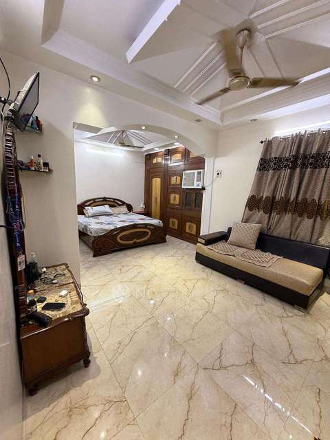 2 BHK Flat In Dda Fflat For Sale  In Sadar Bazaar 