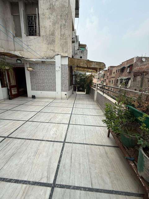 2 BHK Flat In Dda Fflat For Sale  In Sadar Bazaar 