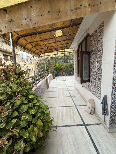 2 BHK Flat In Dda Fflat For Sale  In Sadar Bazaar 