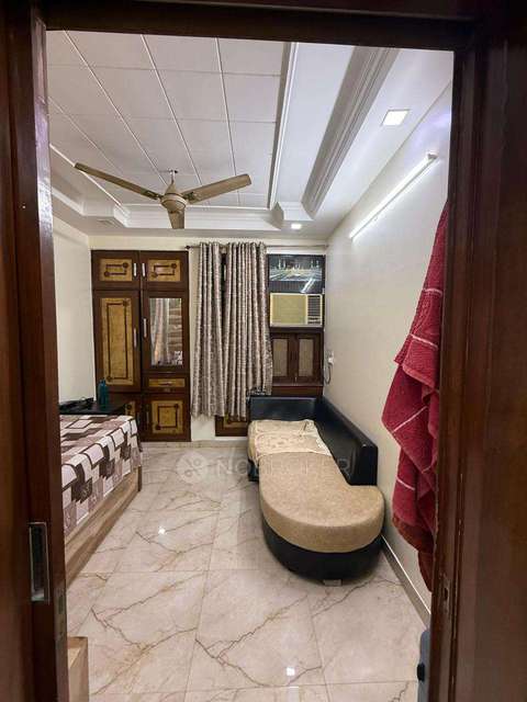 2 BHK Flat In Dda Fflat For Sale  In Sadar Bazaar 