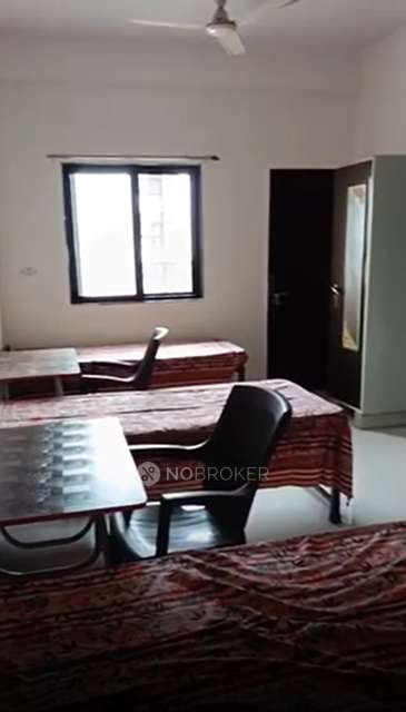 PG for Boys in Loni Kalbhor,