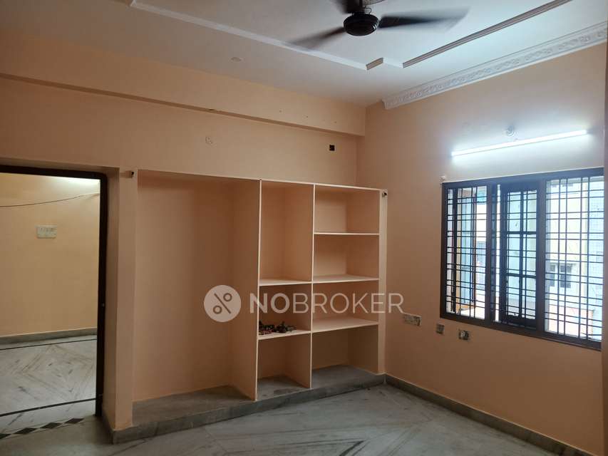 2 BHK Flat In Raj Towers Kukatpally, Kukatpally For Sale  In Eenadu Colony