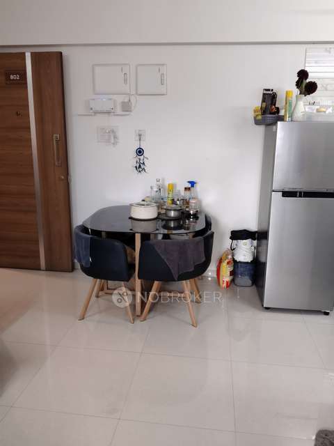 1 BHK Flat In Chandak Nishchay For Sale  In Dahisar East