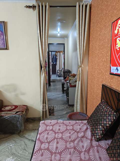 2 BHK Flat For Sale  In Geeta Colony