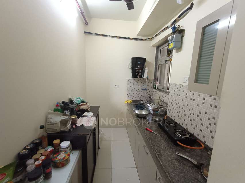 2 BHK Flat In S D Corporation For Sale  In Kandivali East