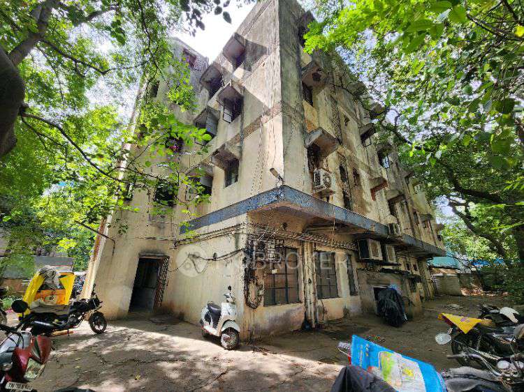 1 BHK Flat In Bank Of India Building For Sale  In #58, 2nd Cross St, Minor Trustpuram, Kodambakkam, Chennai, Tamil Nadu 24, India