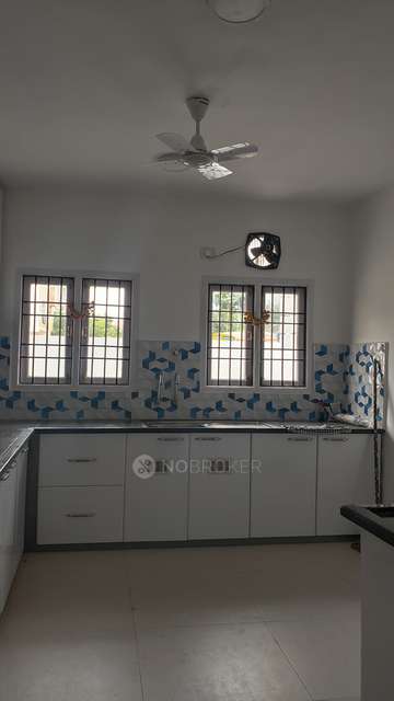 4+ BHK House For Sale  In Madipakkam