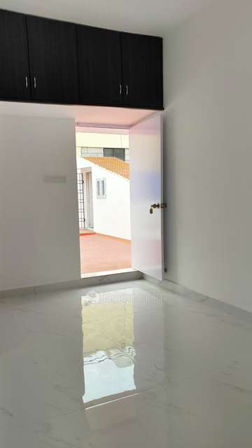 4+ BHK House For Sale  In Madipakkam
