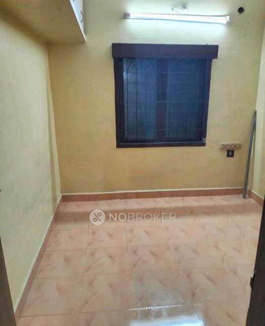 2 BHK Flat In J.s.towers For Sale  In Meenambakkam