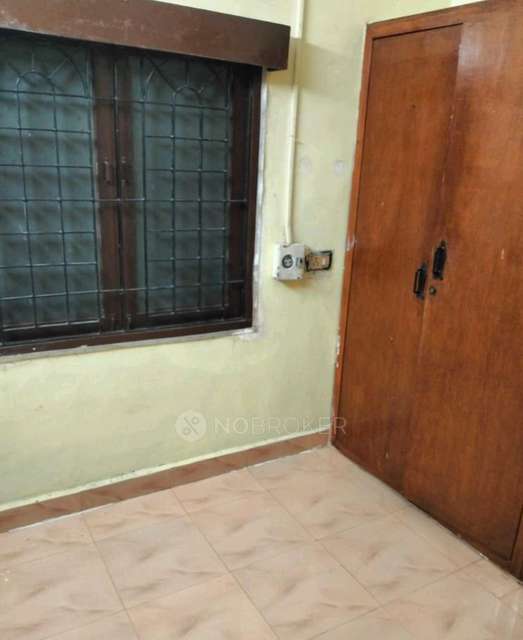 2 BHK Flat In J.s.towers For Sale  In Meenambakkam