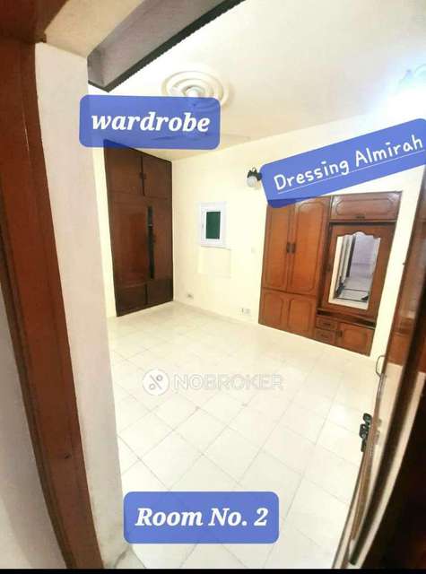 2 BHK Flat For Sale  In Janakpuri