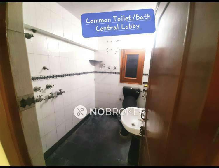 2 BHK Flat For Sale  In Janakpuri