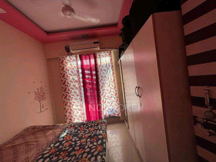 Single Room for Female In 3 BHK  In Sai Newa Garden In Airoli