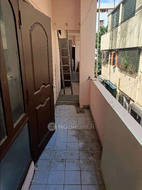 4+ BHK Flat In Damodar Villa For Sale  In Barkatpura Bus Depot